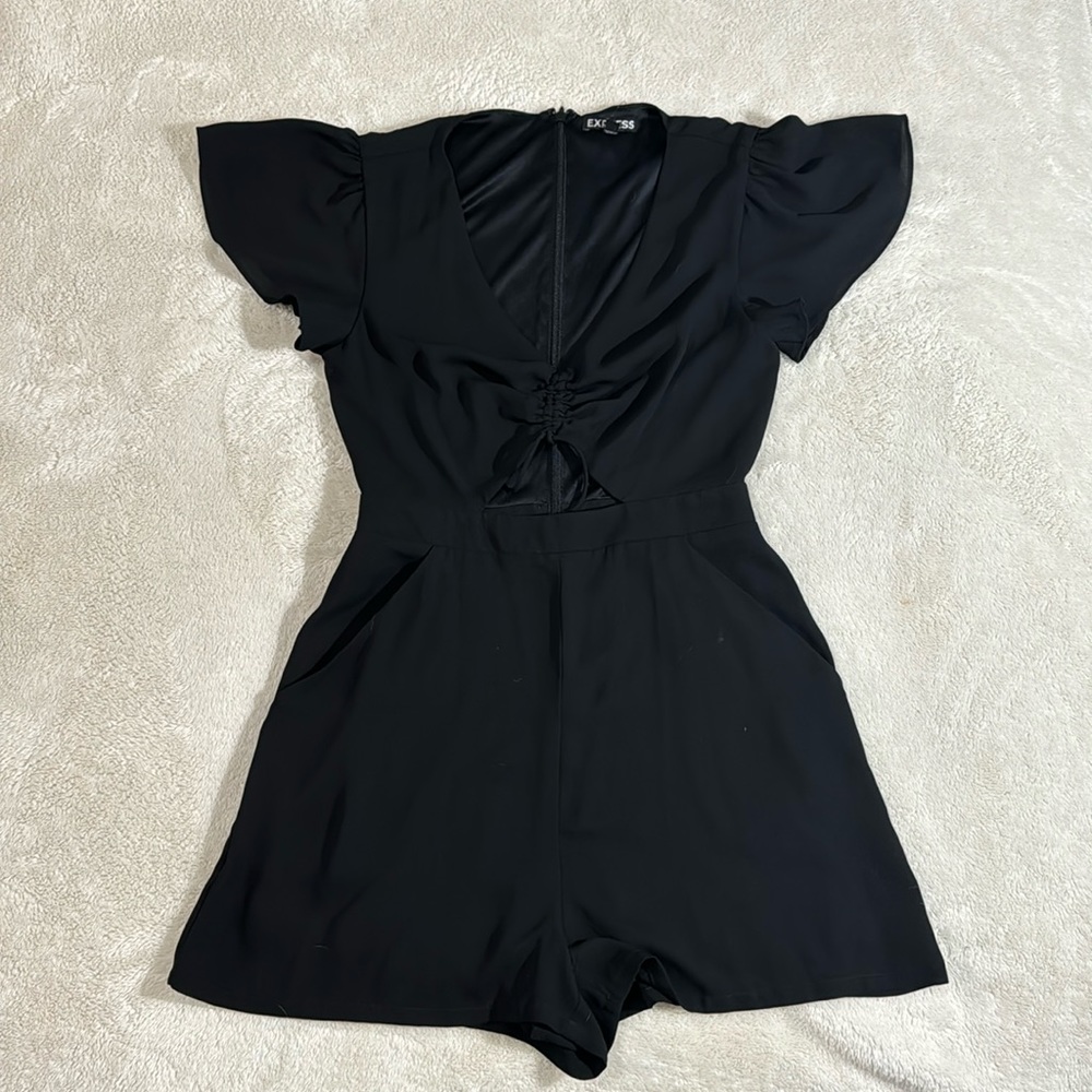 Express romper with open chest hole